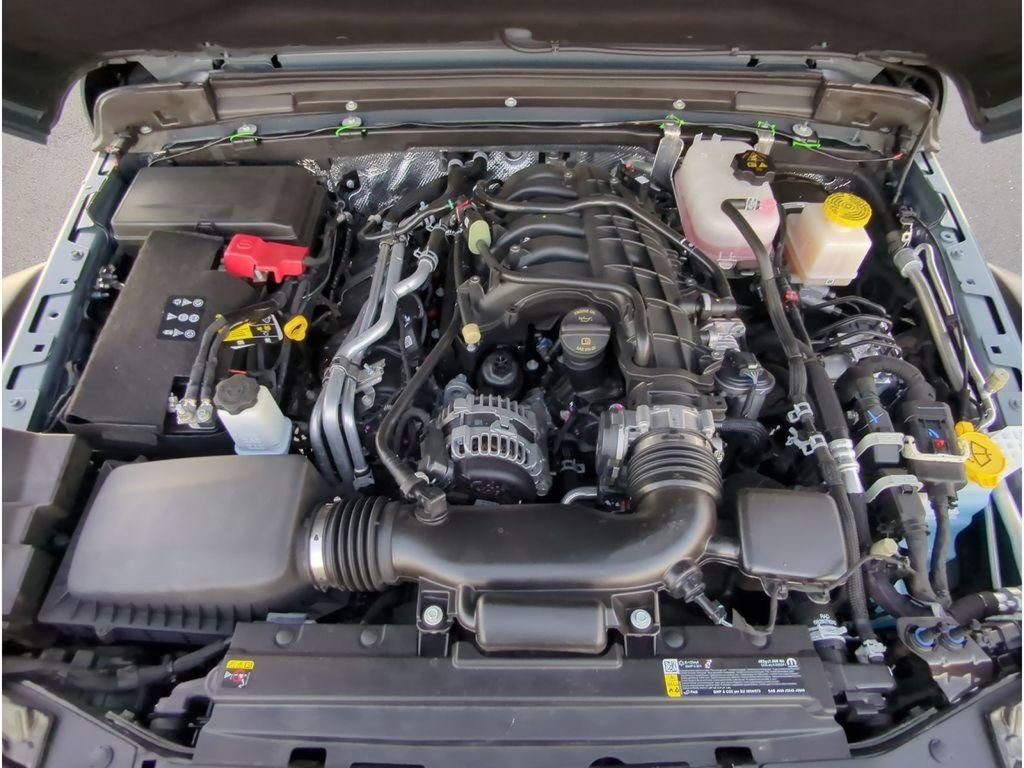 Used 2025 Jeep Gladiator Mojave w/ Steel Bumper Group image 20