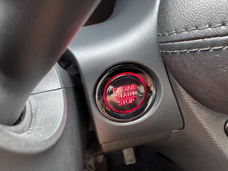 Used 2025 Honda HR-V LX image 21