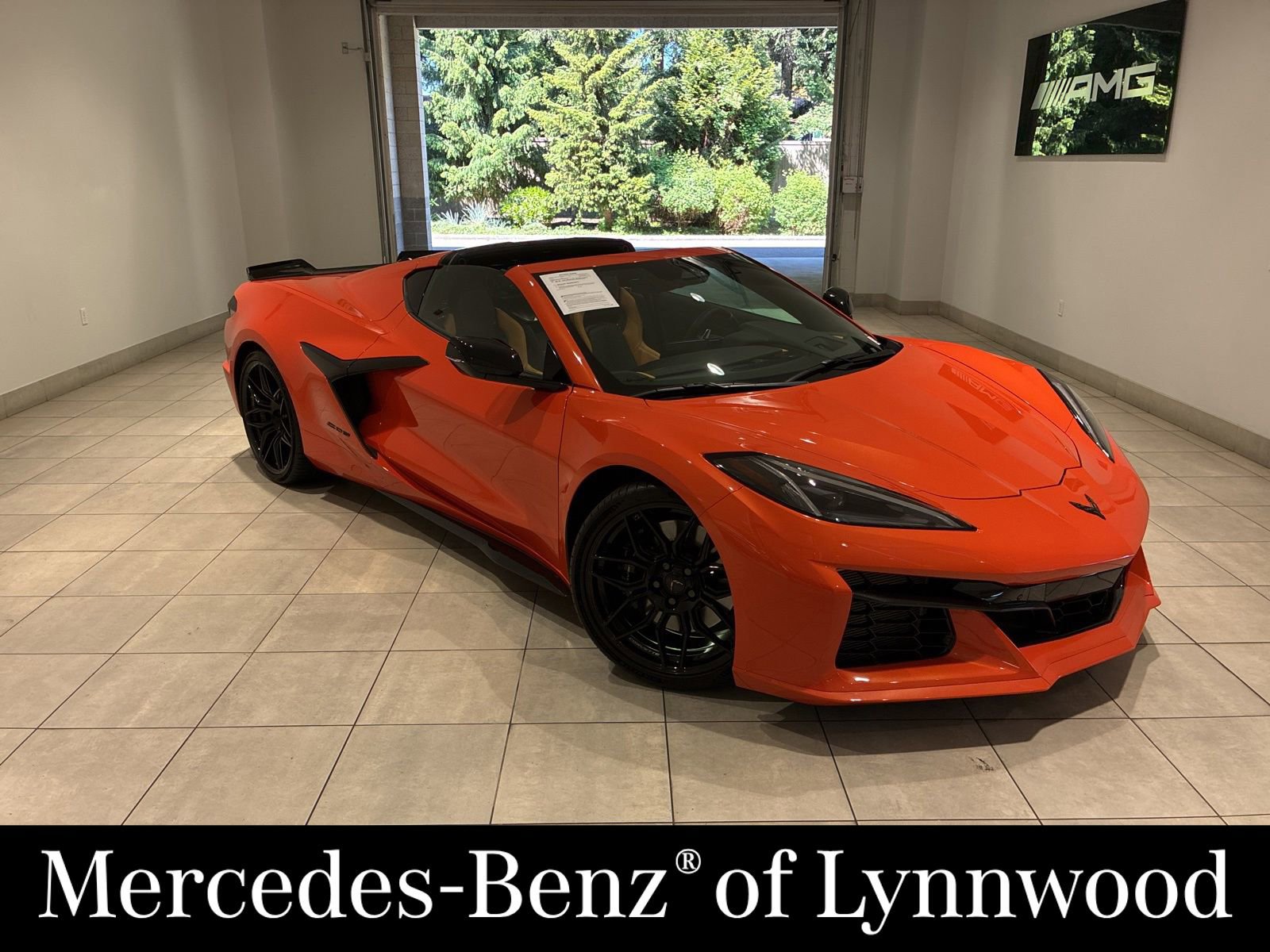 Used 2025 Chevrolet Corvette Z06 w/ Stealth Interior Trim Package RWD video 1