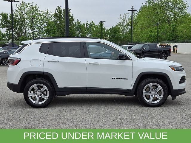 Used 2024 Jeep Compass Latitude AWD/4WD image 10