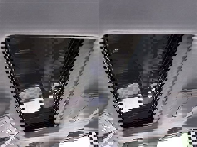 Used 2019 Chevrolet Suburban LT image 19