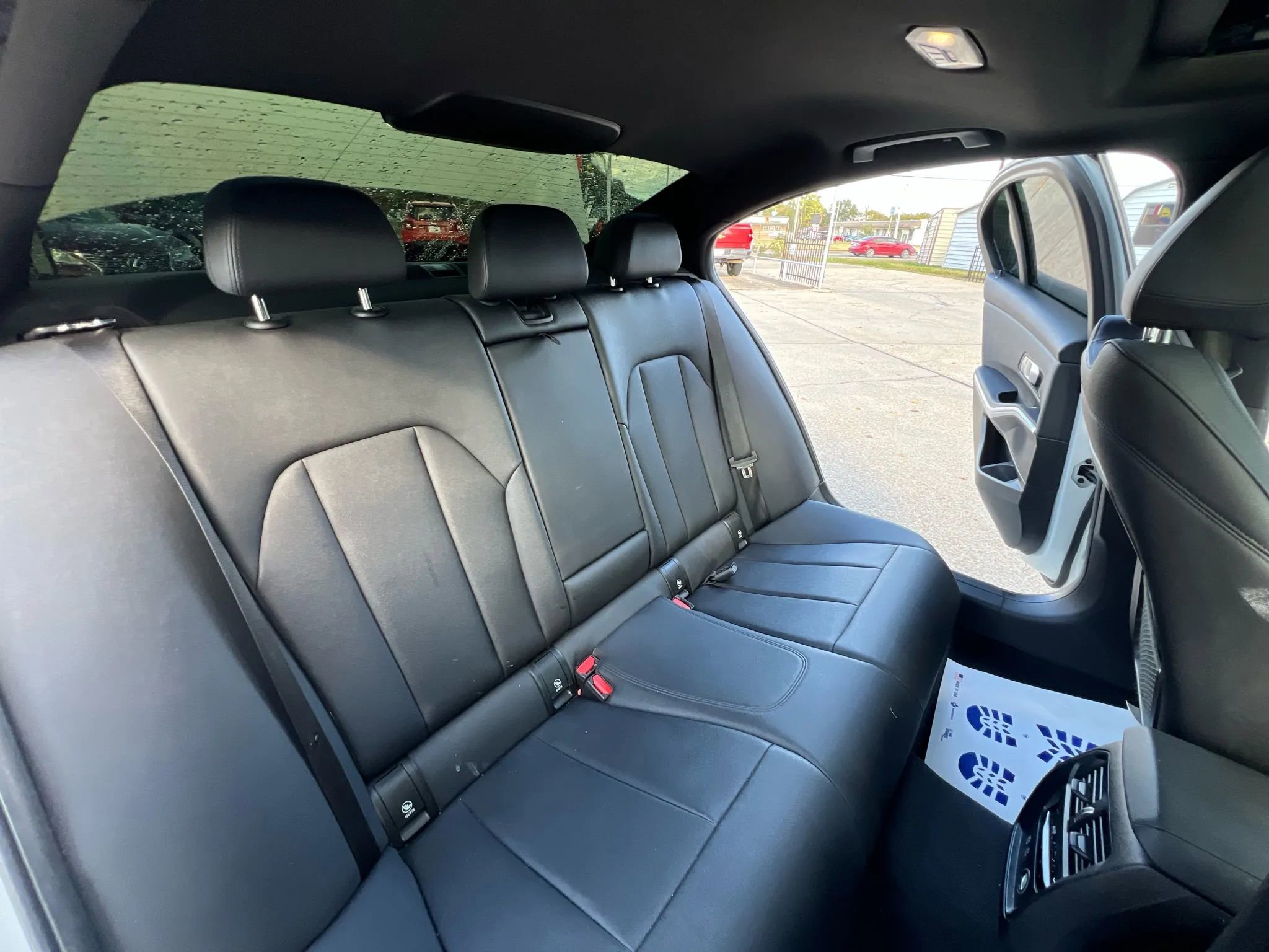 Used 2020 BMW 330i xDrive 330i xDrive Sedan 4D w/ Convenience Package image 19