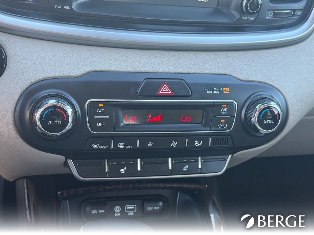 Used 2020 Kia Sorento EX image 28