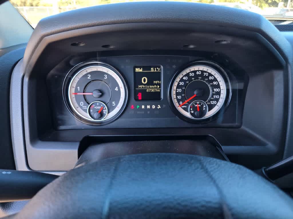 Used 2018 RAM 2500 Tradesman w/ Chrome Appearance Group AWD/4WD image 16