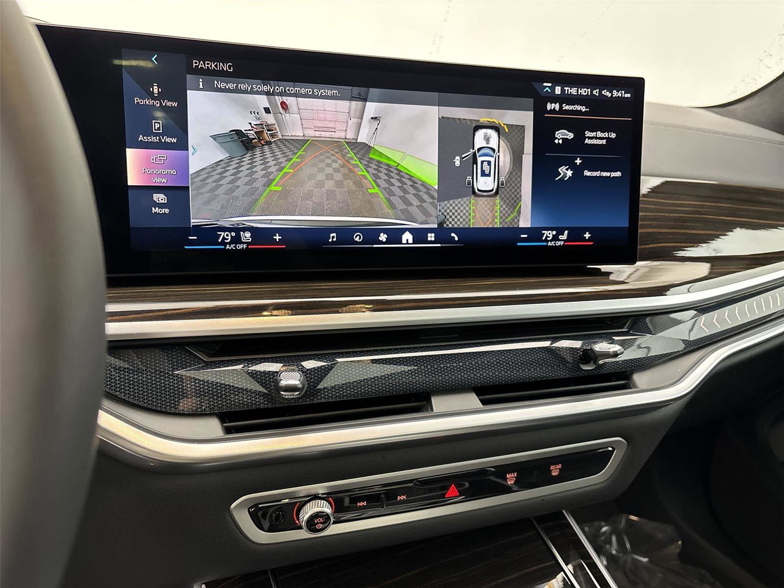 Used 2024 BMW X5 xDrive40i w/ Premium Package image 30