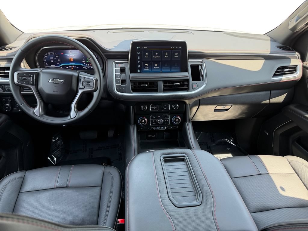 Used 2024 Chevrolet Suburban RST w/ Luxury Package AWD/4WD image 12