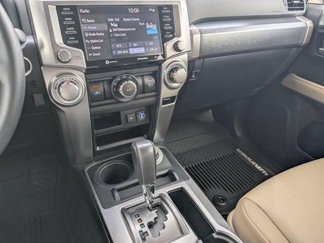 Used 2022 Toyota 4Runner SR5 Premium w/ Moonroof Package AWD/4WD image 24