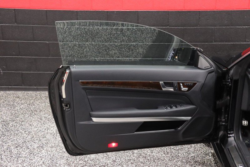 Used 2014 Mercedes-Benz E 550 Coupe image 34