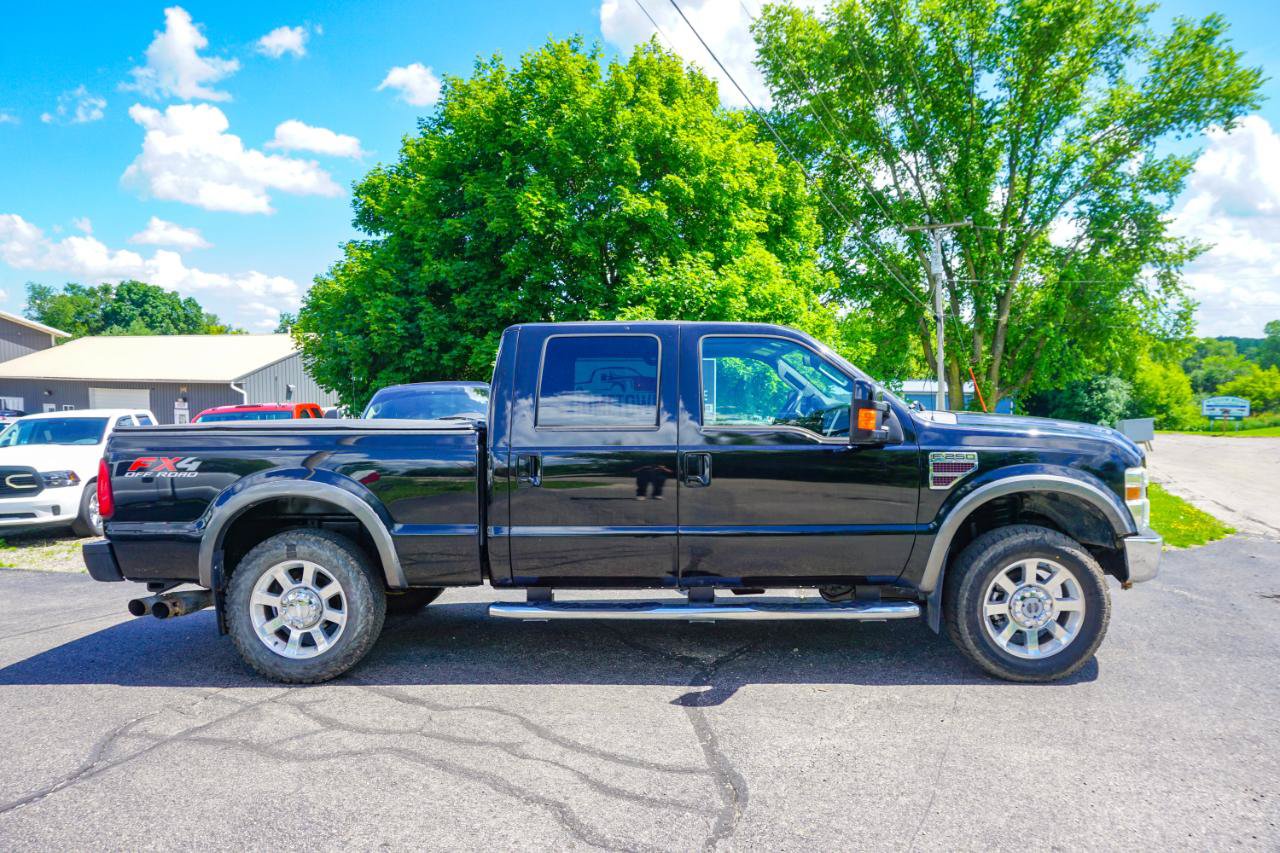 Used 2008 Ford F250 Harley-Davidson AWD/4WD image 3