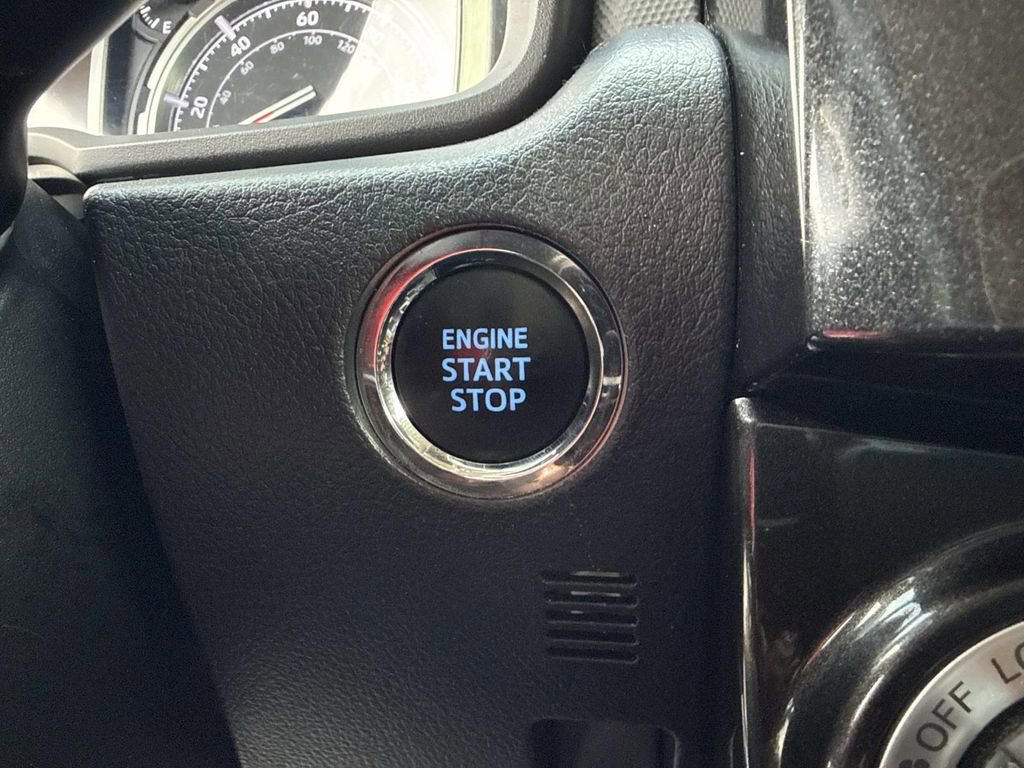 Used 2022 Toyota 4Runner TRD Off-Road Premium AWD/4WD image 40