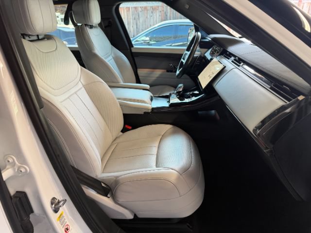 Used 2025 Land Rover Range Rover Sport SE AWD/4WD image 29
