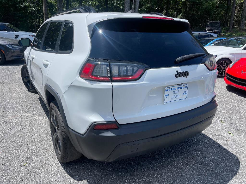 Used 2020 Jeep Cherokee Latitude Plus image 8