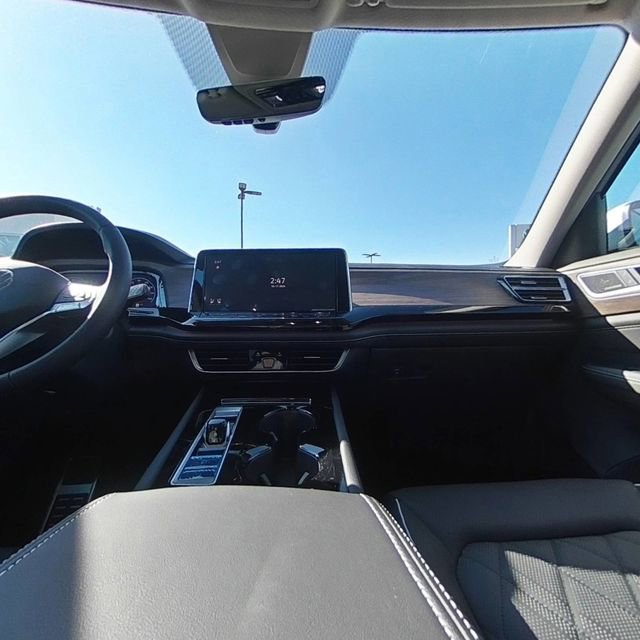 Used 2025 Volkswagen Atlas SEL Premium R-Line image 20