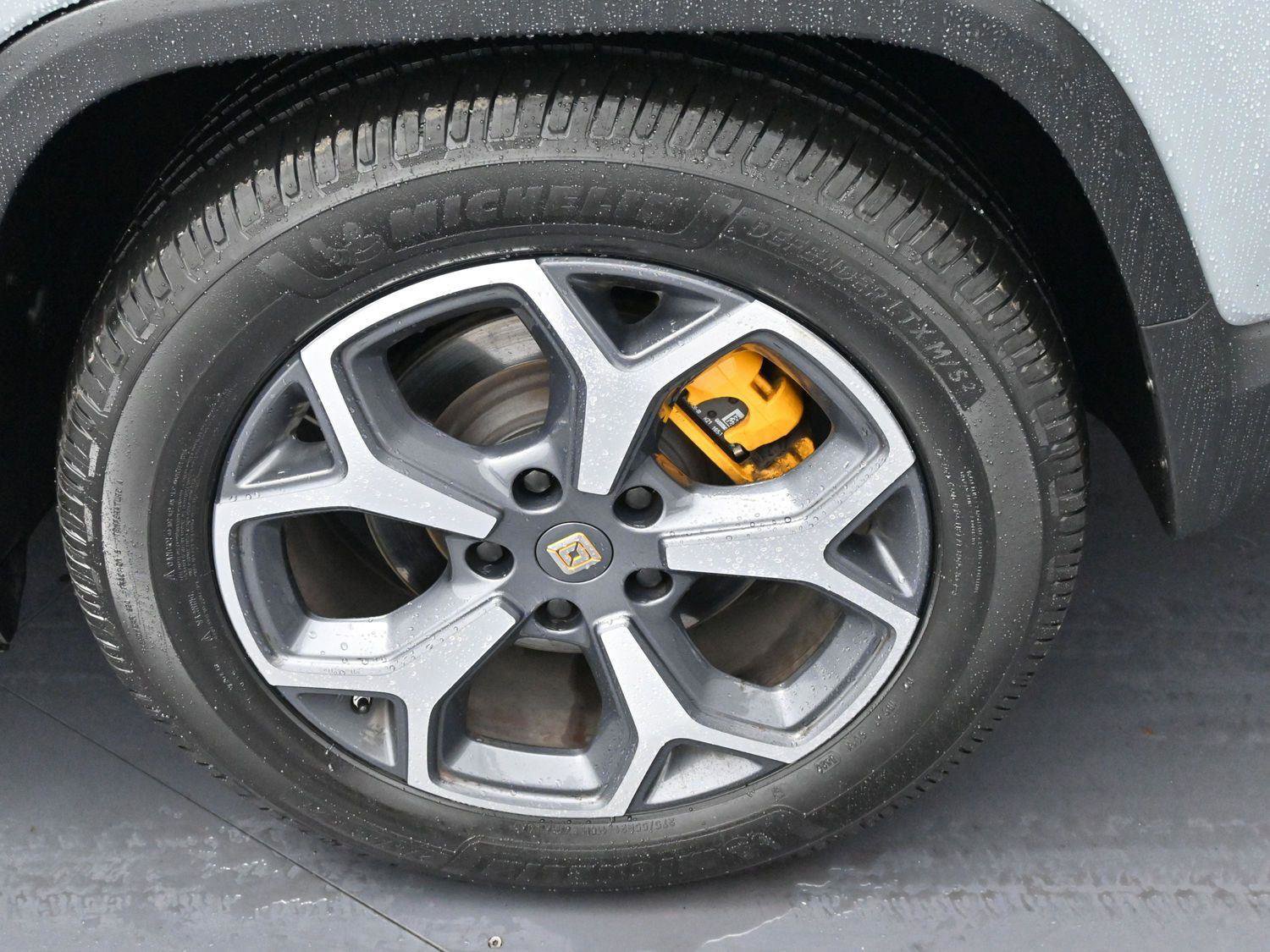 Used 2022 Rivian R1T Adventure image 30