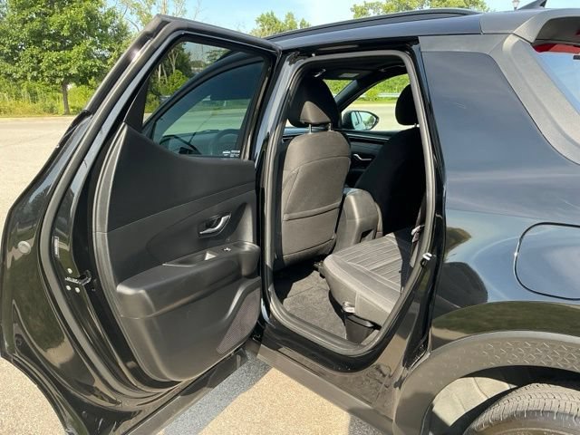 Used 2022 Hyundai Santa Cruz SEL Premium AWD/4WD image 16