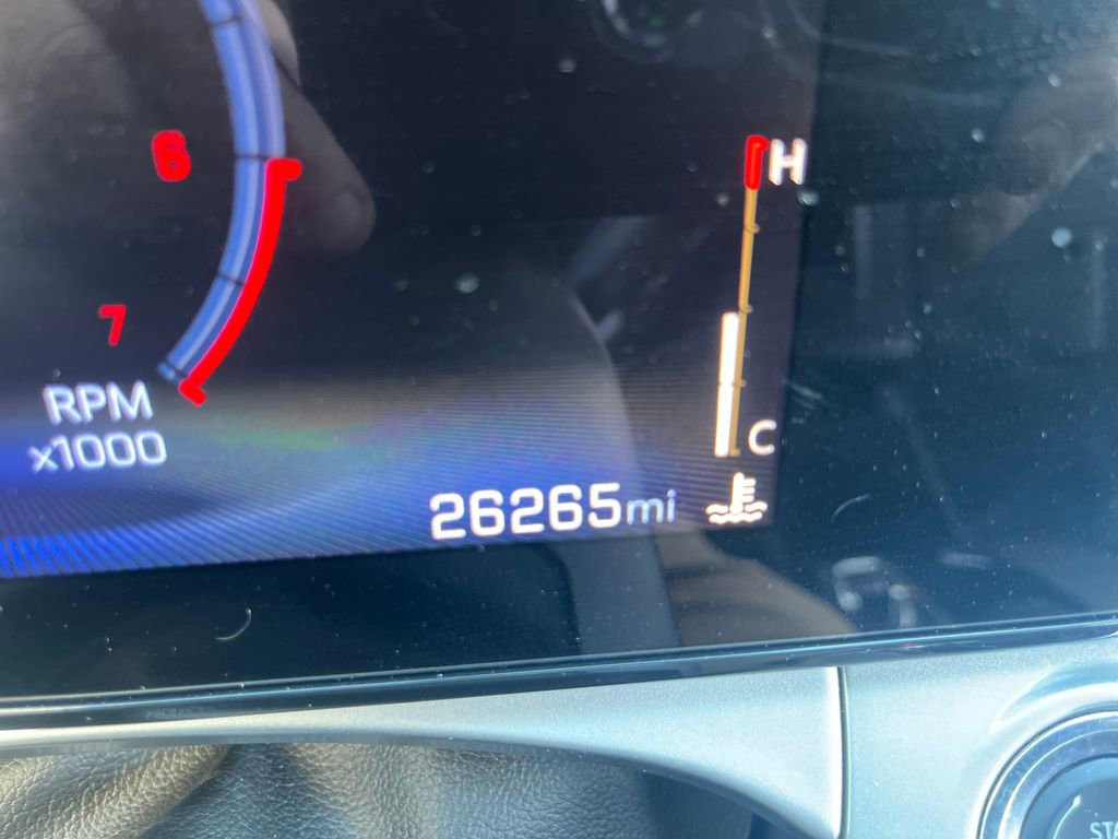 Used 2025 Chevrolet Trax LT w/ LT Convenience Package image 17