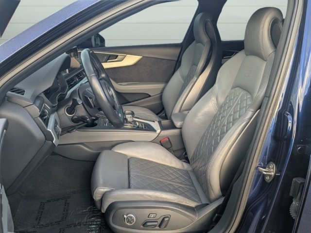 Used 2019 Audi S4 Premium Plus w/ Premium Plus Package AWD/4WD image 12
