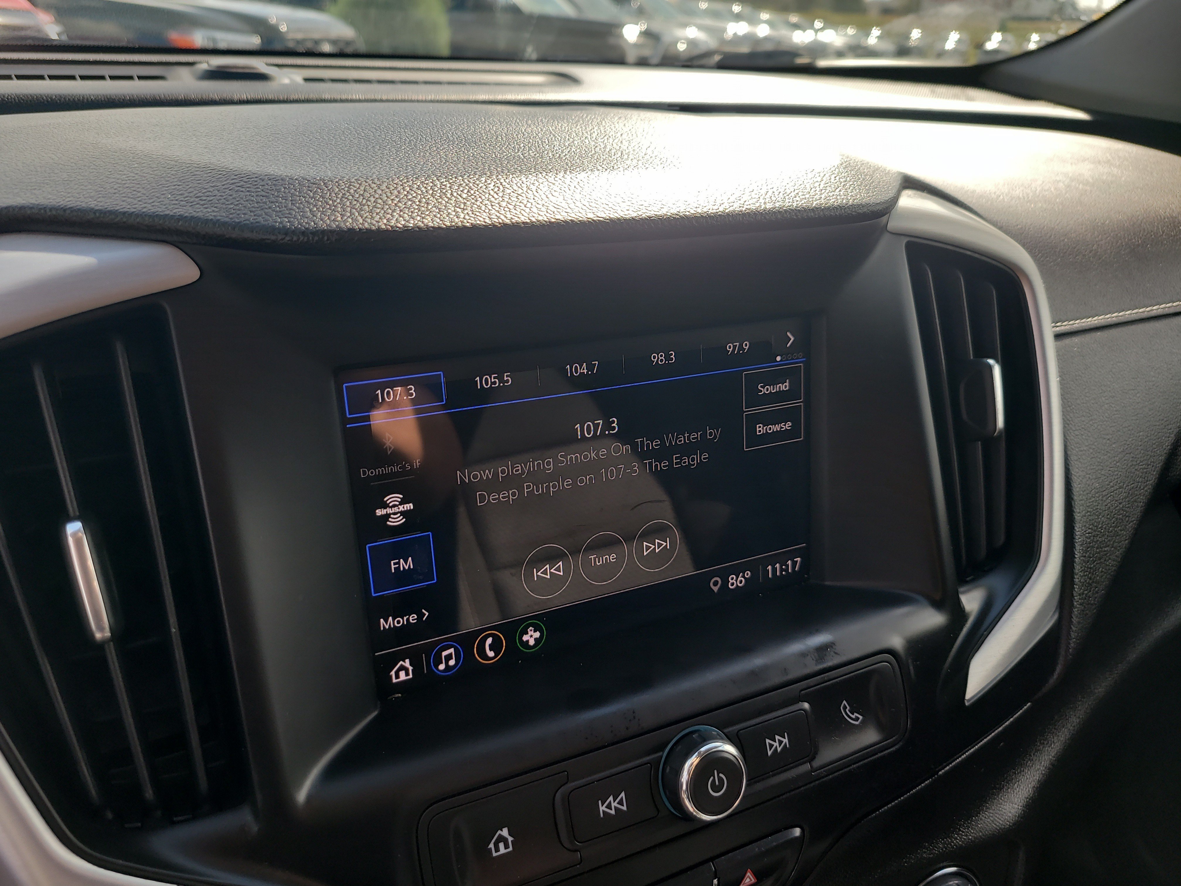Used 2024 GMC Terrain SLE w/ Driver Convenience Package FWD image 21