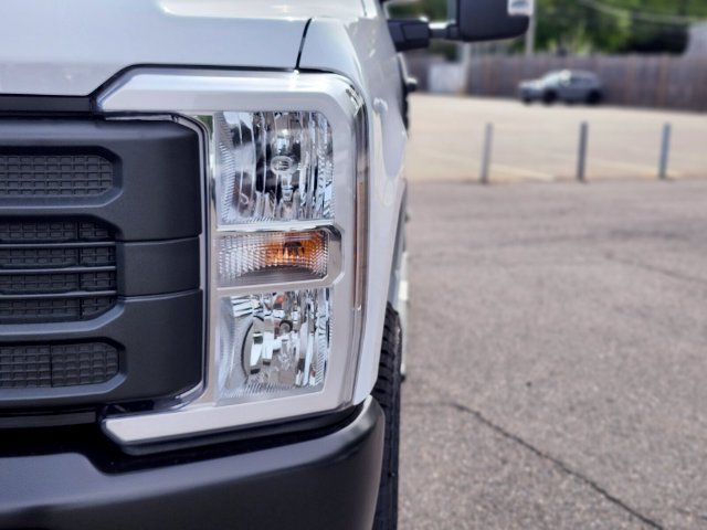 New 2027 Ford F350 XL w/ FX4 Off-Road Package AWD/4WD image 10