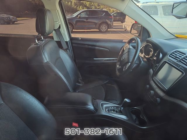 Used 2018 Dodge Journey Crossroad w/ Driver Convenience Group AWD/4WD image 10