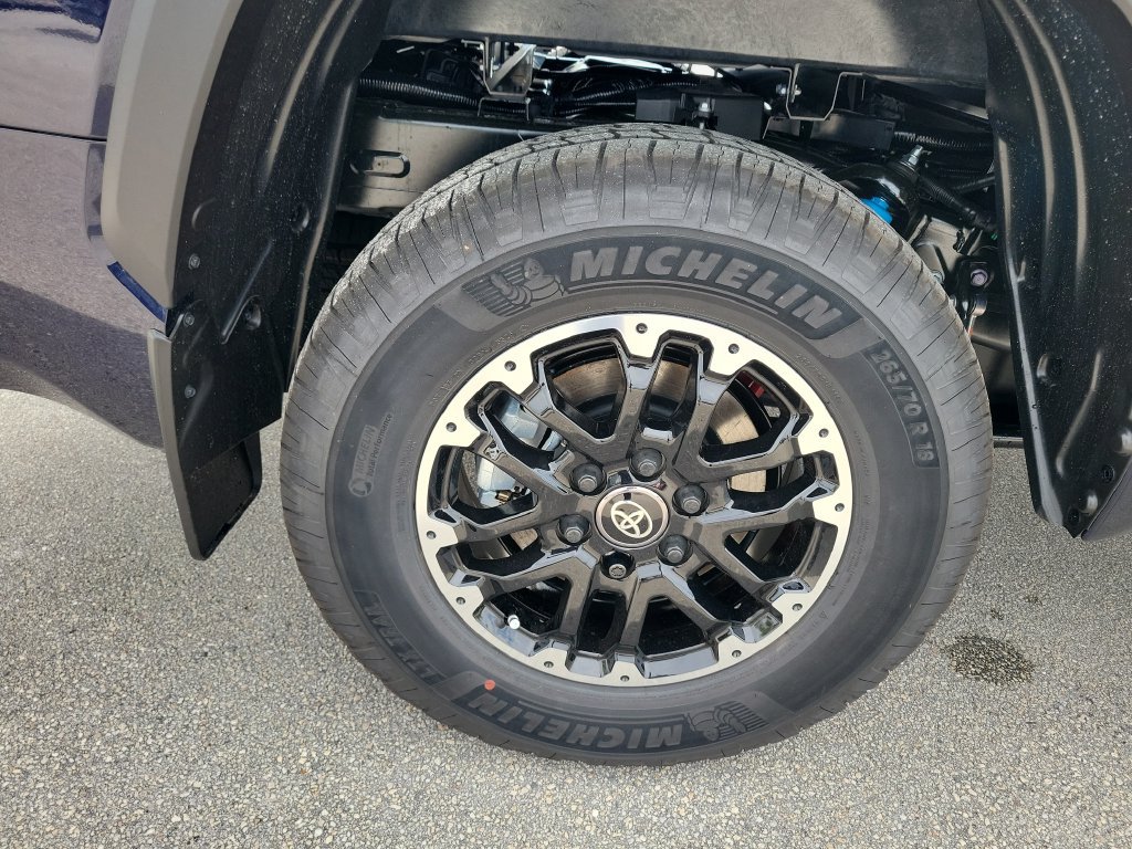 New 2026 Toyota Tundra SR5 AWD/4WD image 30