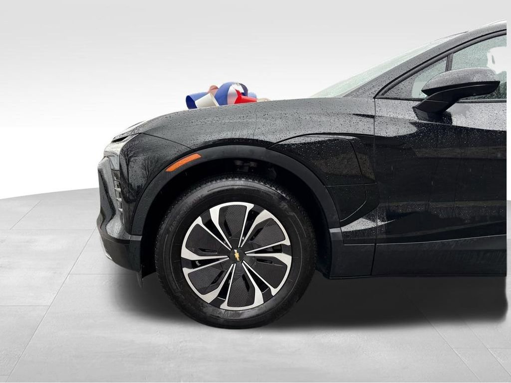 Used 2024 Chevrolet Blazer EV LT image 9