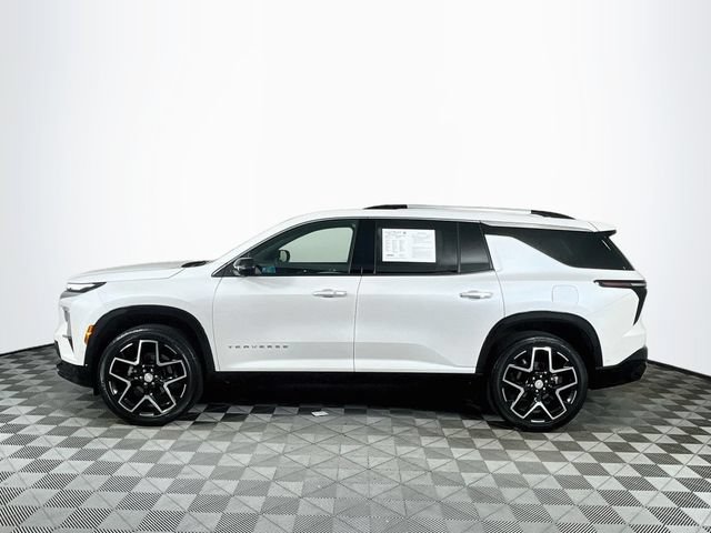 Used 2025 Chevrolet Traverse High Country FWD image 5