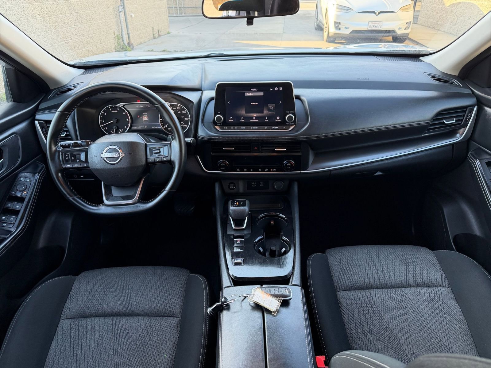 Used 2025 Nissan Rogue SV FWD image 35