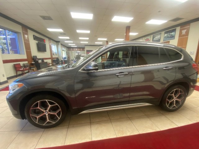 Used 2017 BMW X1 xDrive28i image 2