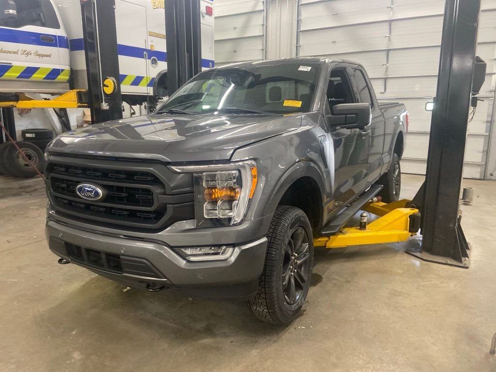 Used 2021 Ford F150 XLT w/ Equipment Group 302A High AWD/4WD image 3