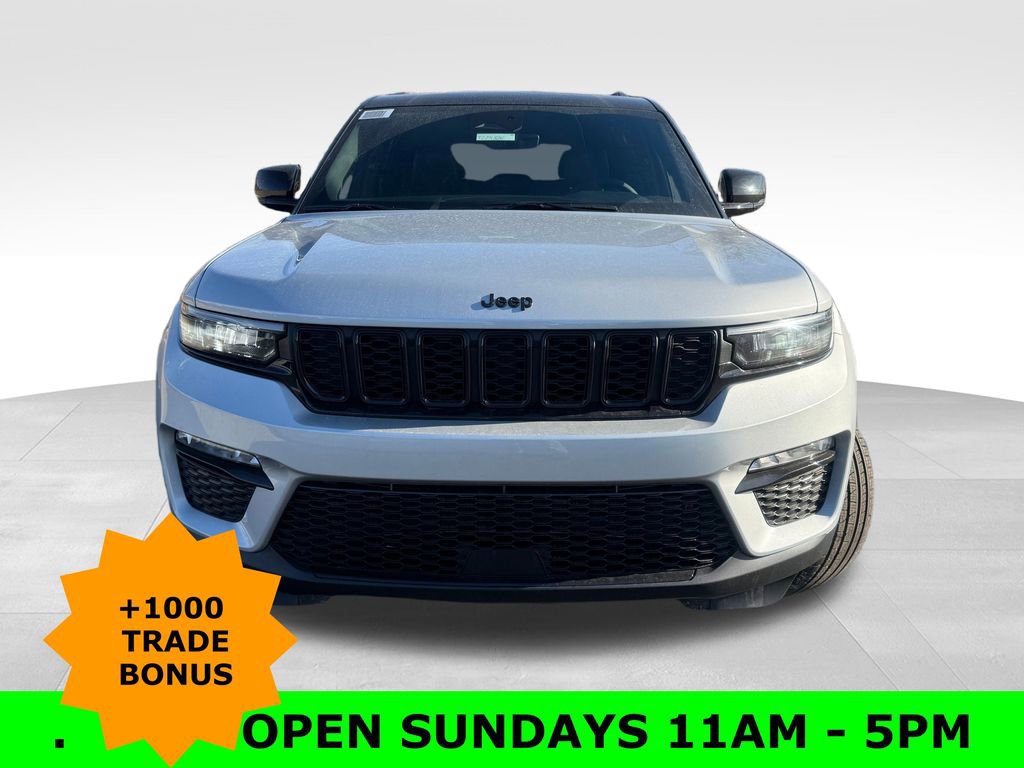 New 2025 Jeep Grand Cherokee Limited image 2