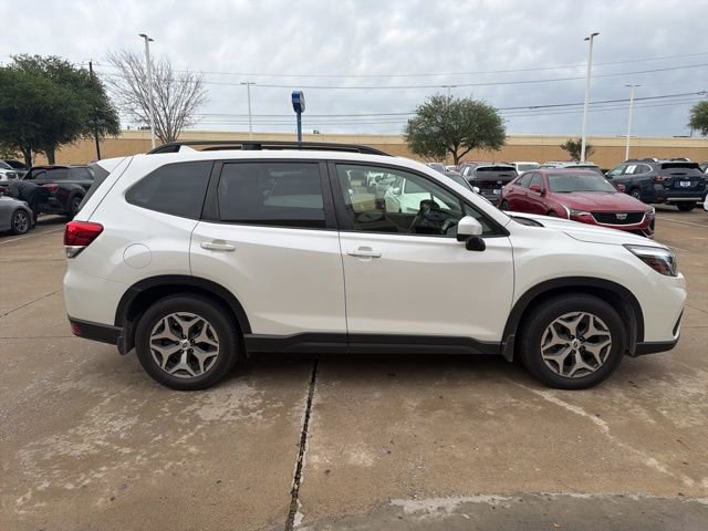 Used 2020 Subaru Forester Premium AWD/4WD image 4