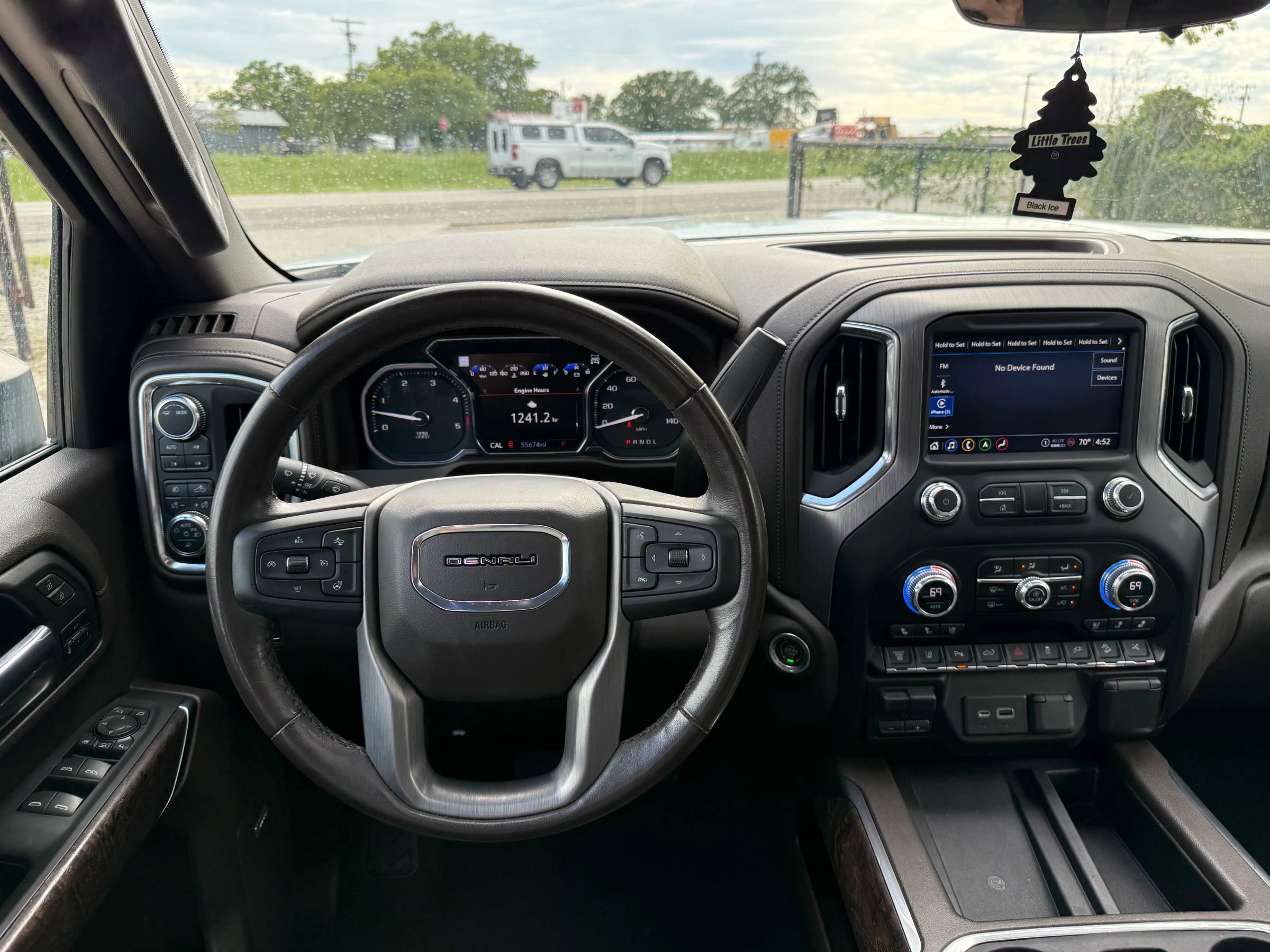 Used 2023 GMC Sierra 2500 Denali w/ Denali Ultimate Package AWD/4WD image 13