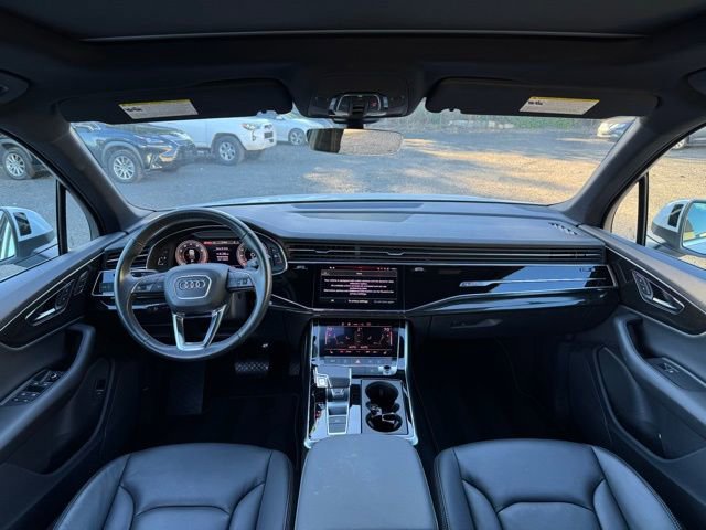Used 2025 Audi Q7 2.0T Premium w/ Convenience Package image 18