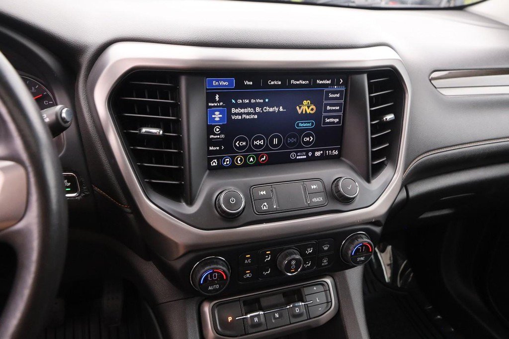 Used 2022 GMC Acadia AT4 w/ Technology Package AWD/4WD image 17
