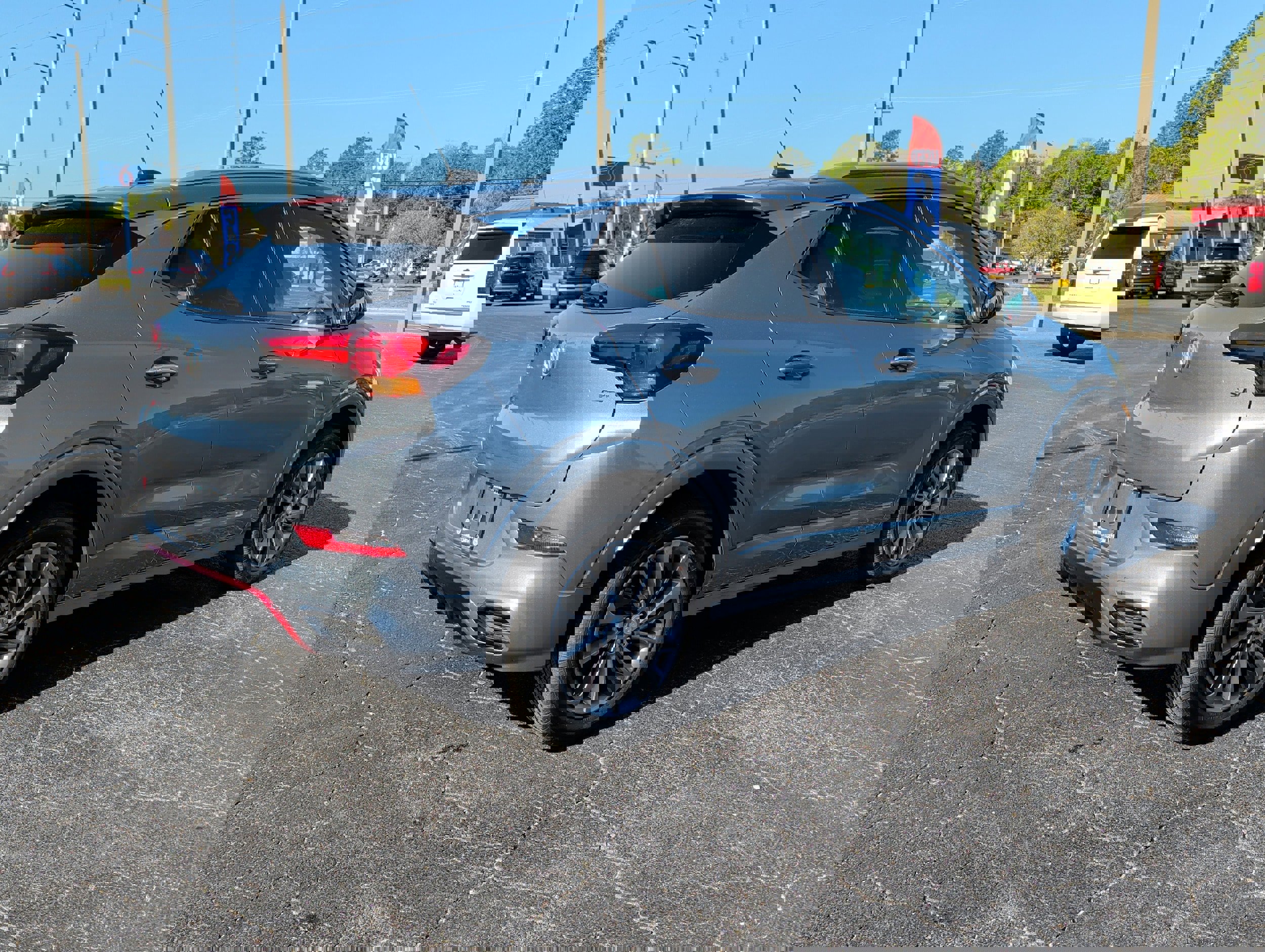 Used 2022 Buick Encore GX Select w/ Sport Touring Package image 8