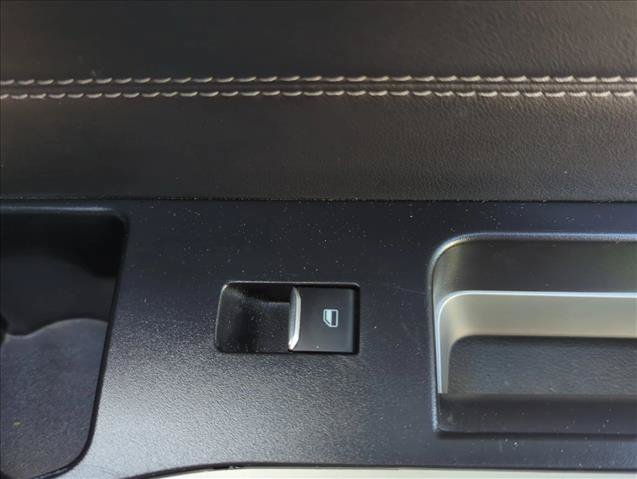 Used 2022 Ford Explorer Limited RWD image 28