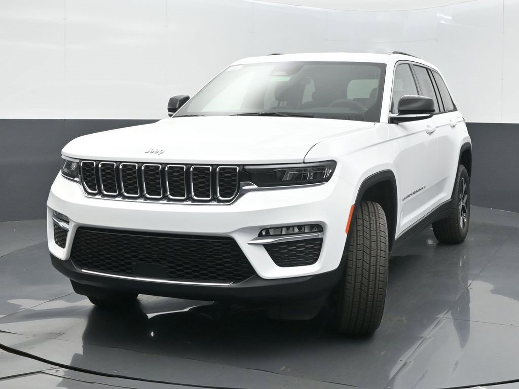 New 2025 Jeep Grand Cherokee Limited image 3