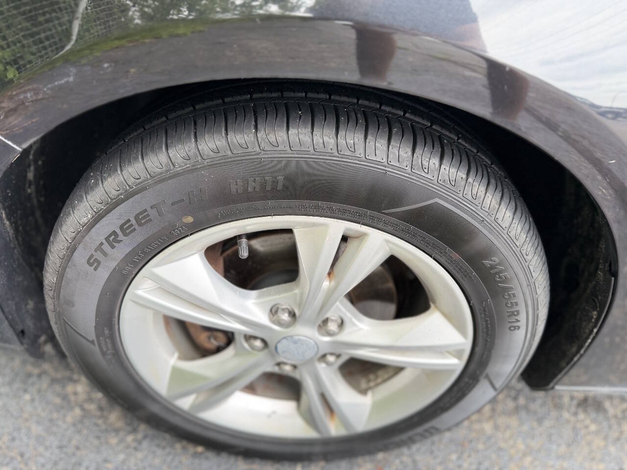 Used 2013 Ford Focus SE FWD image 20