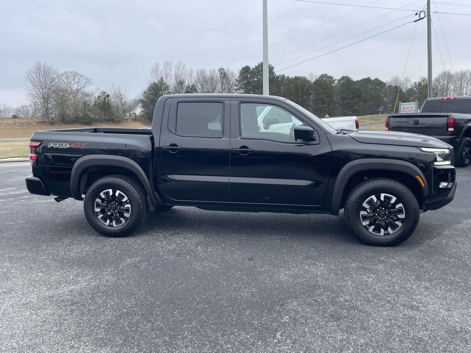 Used 2024 Nissan Frontier PRO-4X video 2