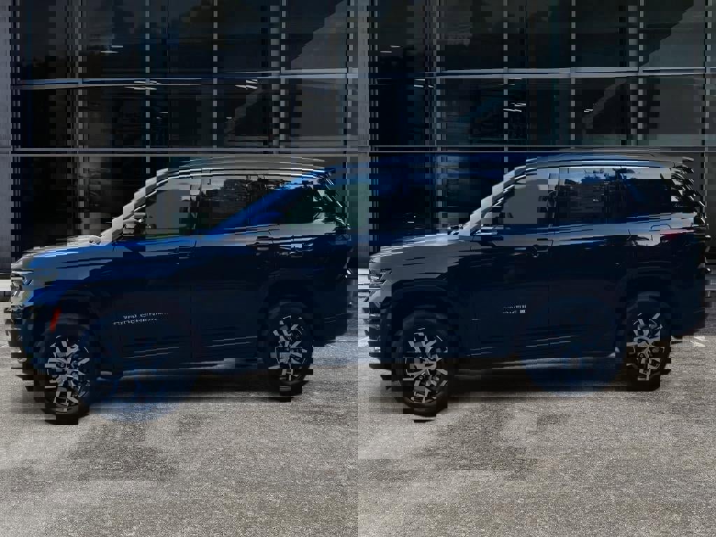 New 2025 Jeep Grand Cherokee L Limited w/ Luxury Tech Group II image 4