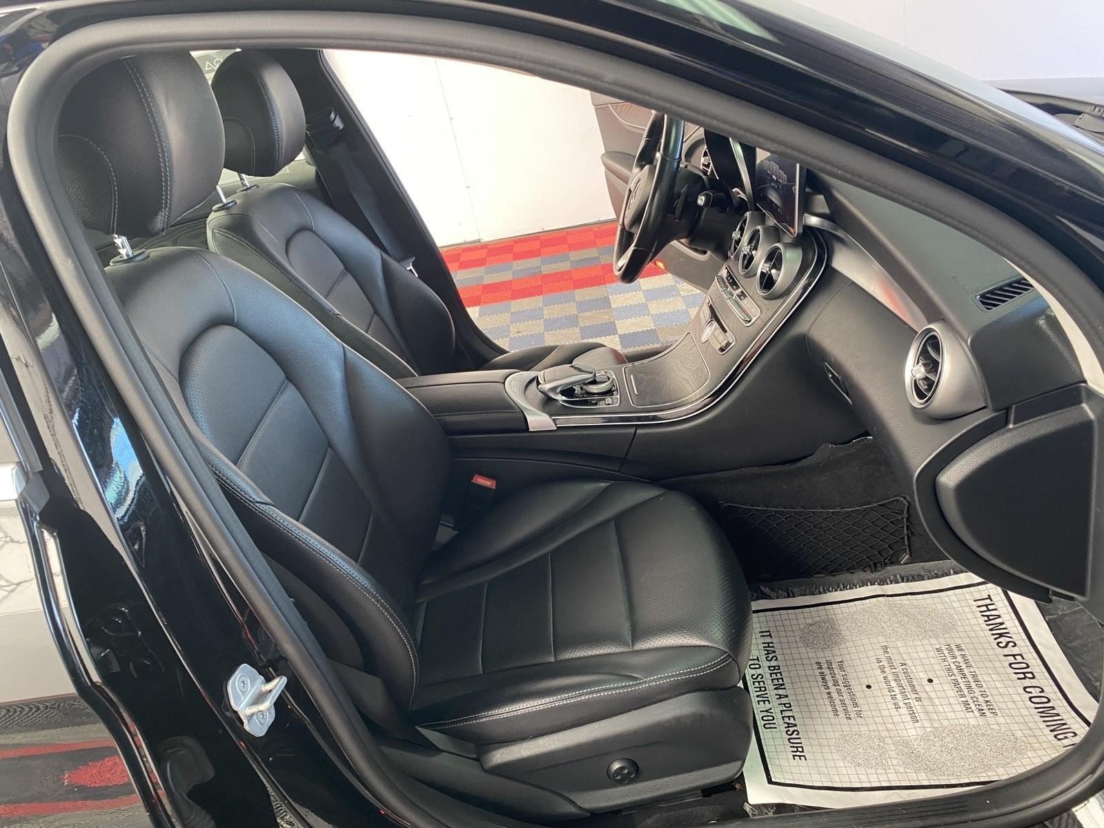 Used 2015 Mercedes-Benz C 300 4MATIC Sedan image 9