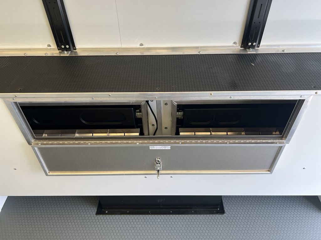 New 2025 Chevrolet Express 3500 w/ Power Convenience Package image 34