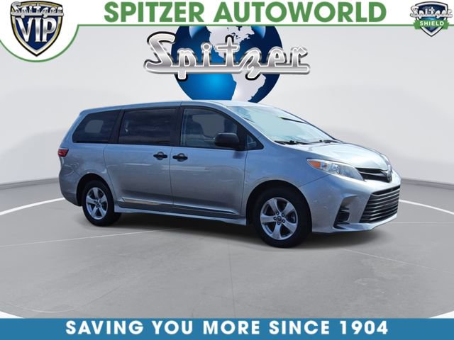 Used 2020 Toyota Sienna L image 9