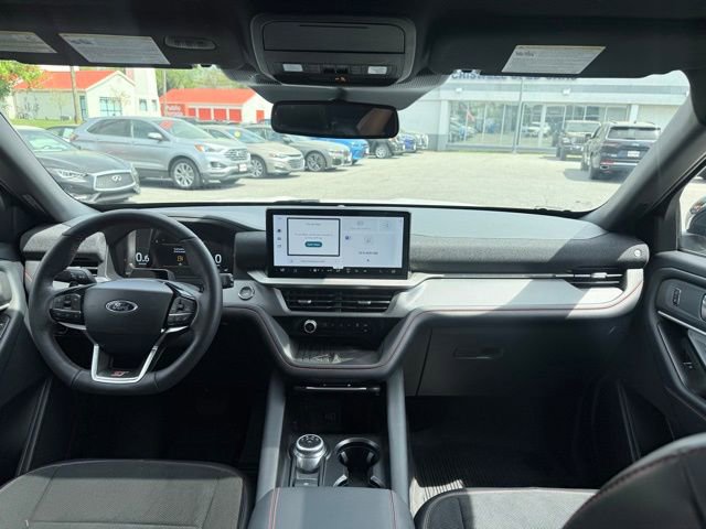 Used 2025 Ford Explorer ST w/ Sun And Sound Package image 3