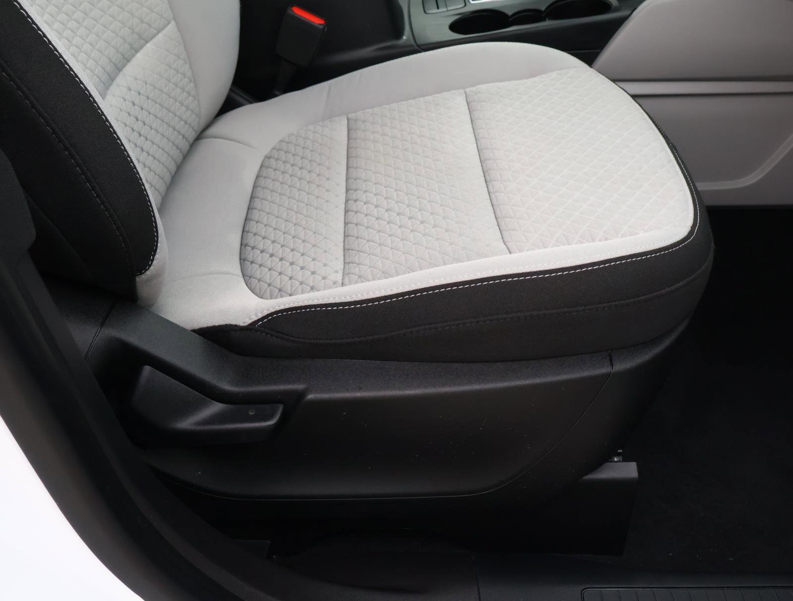 Used 2023 Ford Escape Active image 18