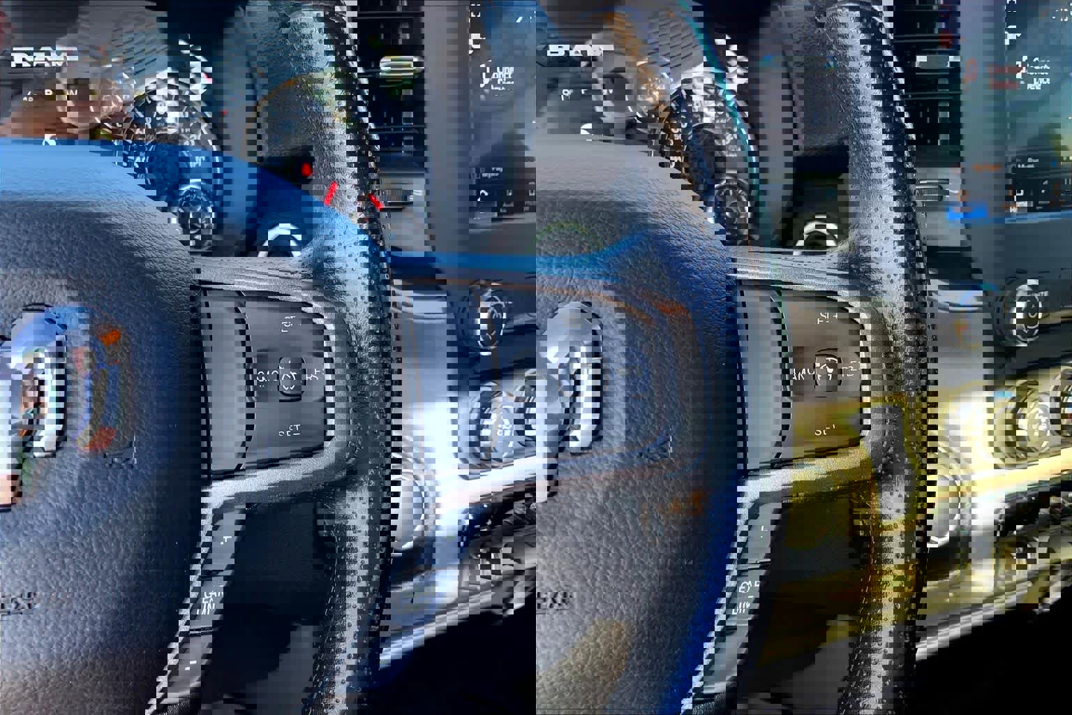 Used 2024 RAM 3500 Tradesman w/ Chrome Appearance Group image 21