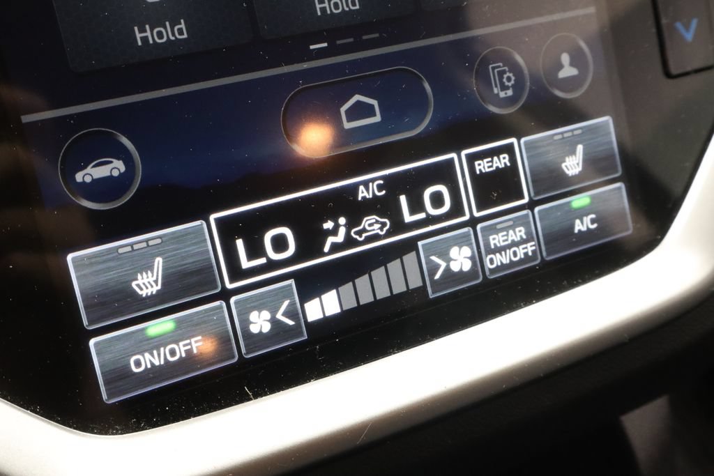 Used 2023 Subaru Ascent Limited AWD/4WD image 4
