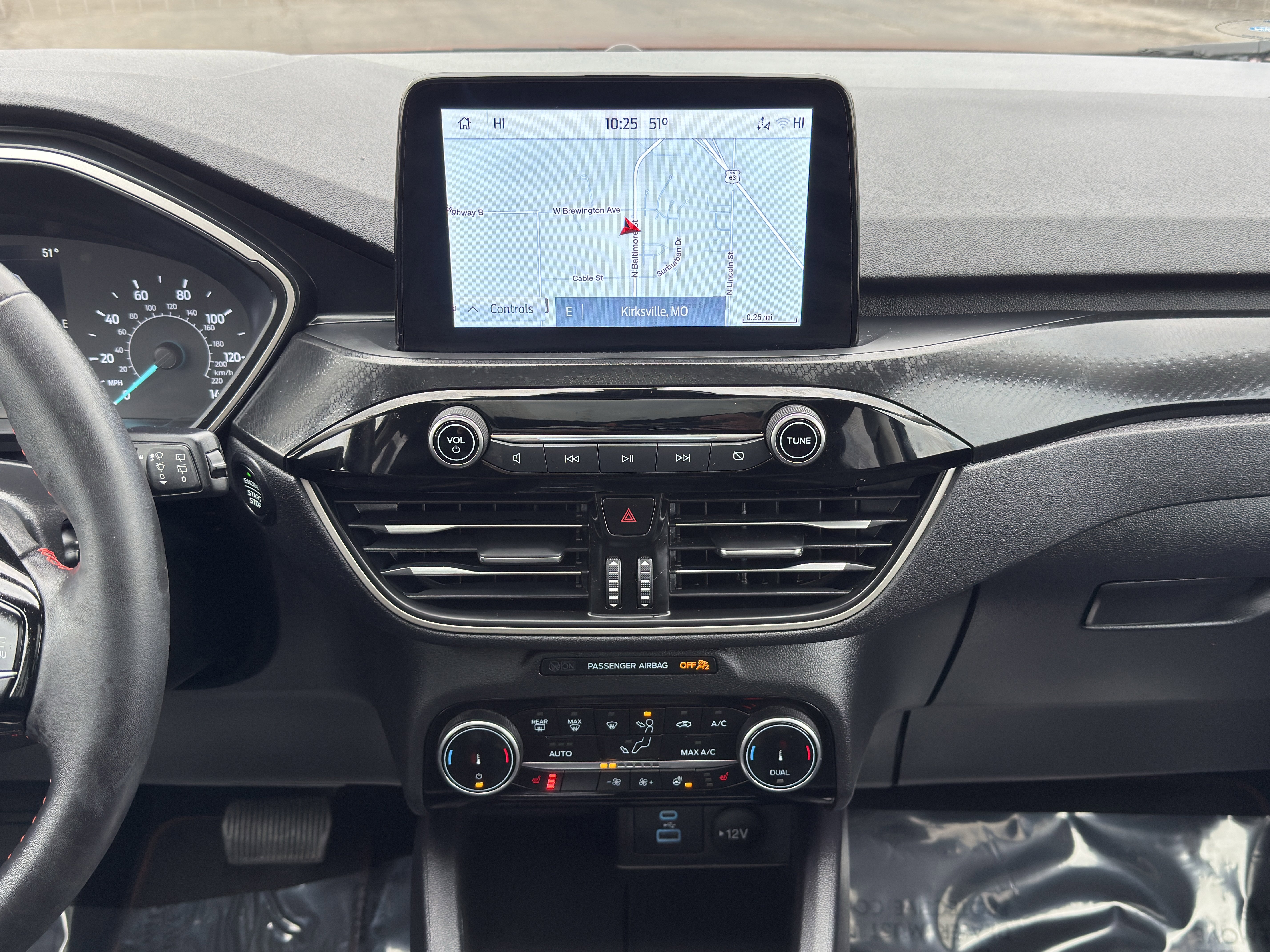 Used 2022 Ford Escape SEL w/ SEL Stealth AWD Package image 30