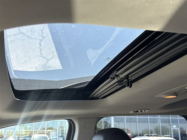 Used 2017 GMC Acadia Limited SLT image 18